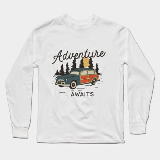 Adventure awaits Long Sleeve T-Shirt